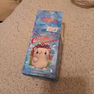 Merry Go Round x Tangent Crystal Summer Surfing Blindbox Figure